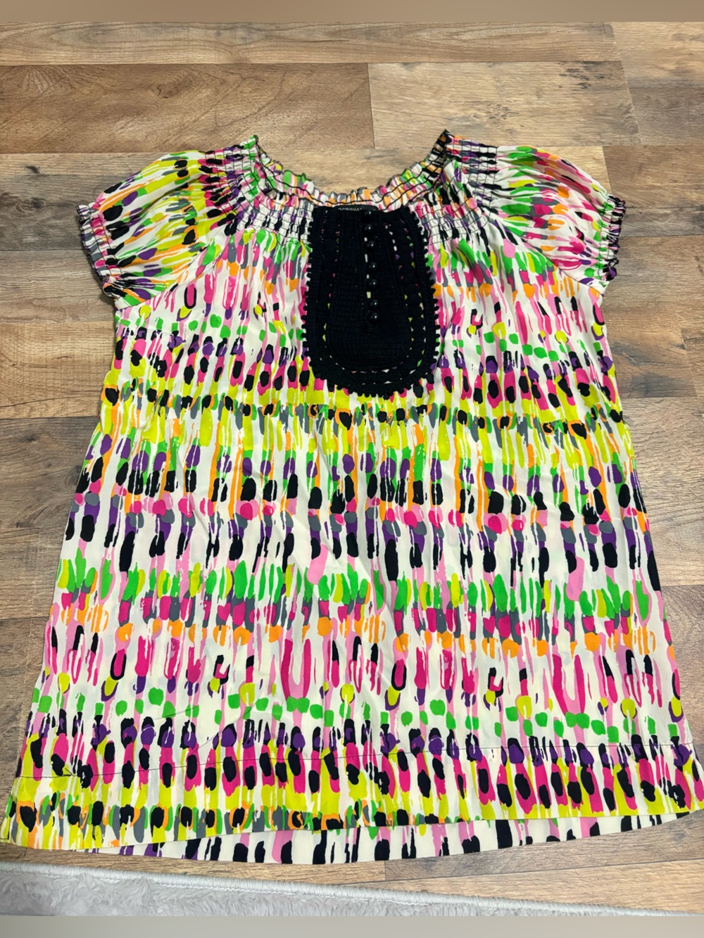 BCBGMAXAZRIA Multicolor Abstract Print Beaded Crochet Boho Top Size M